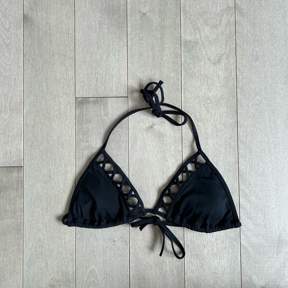 Black Lattice Triangle Bikini Top